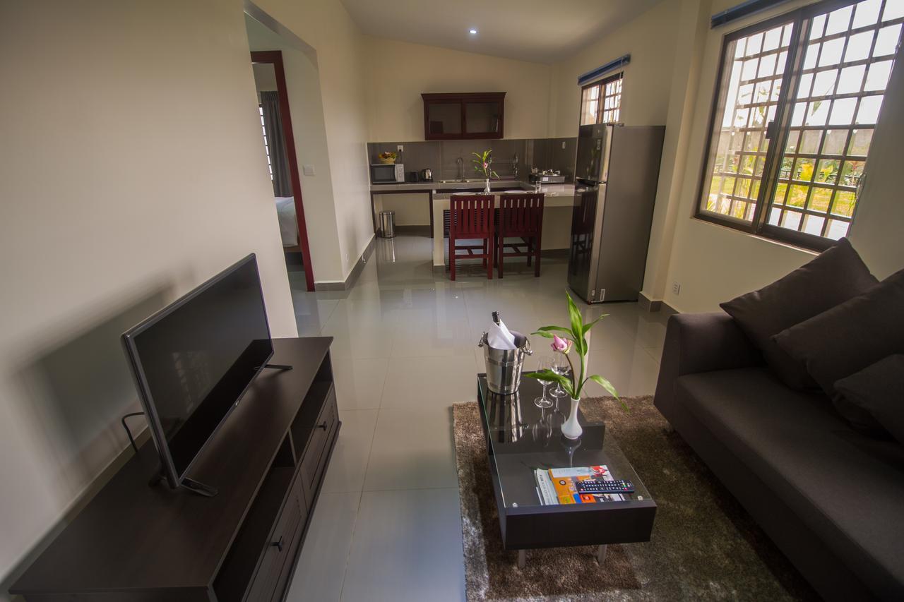 Ry'S Lotus Resort D'Angkor Siem Reap Bagian luar foto
